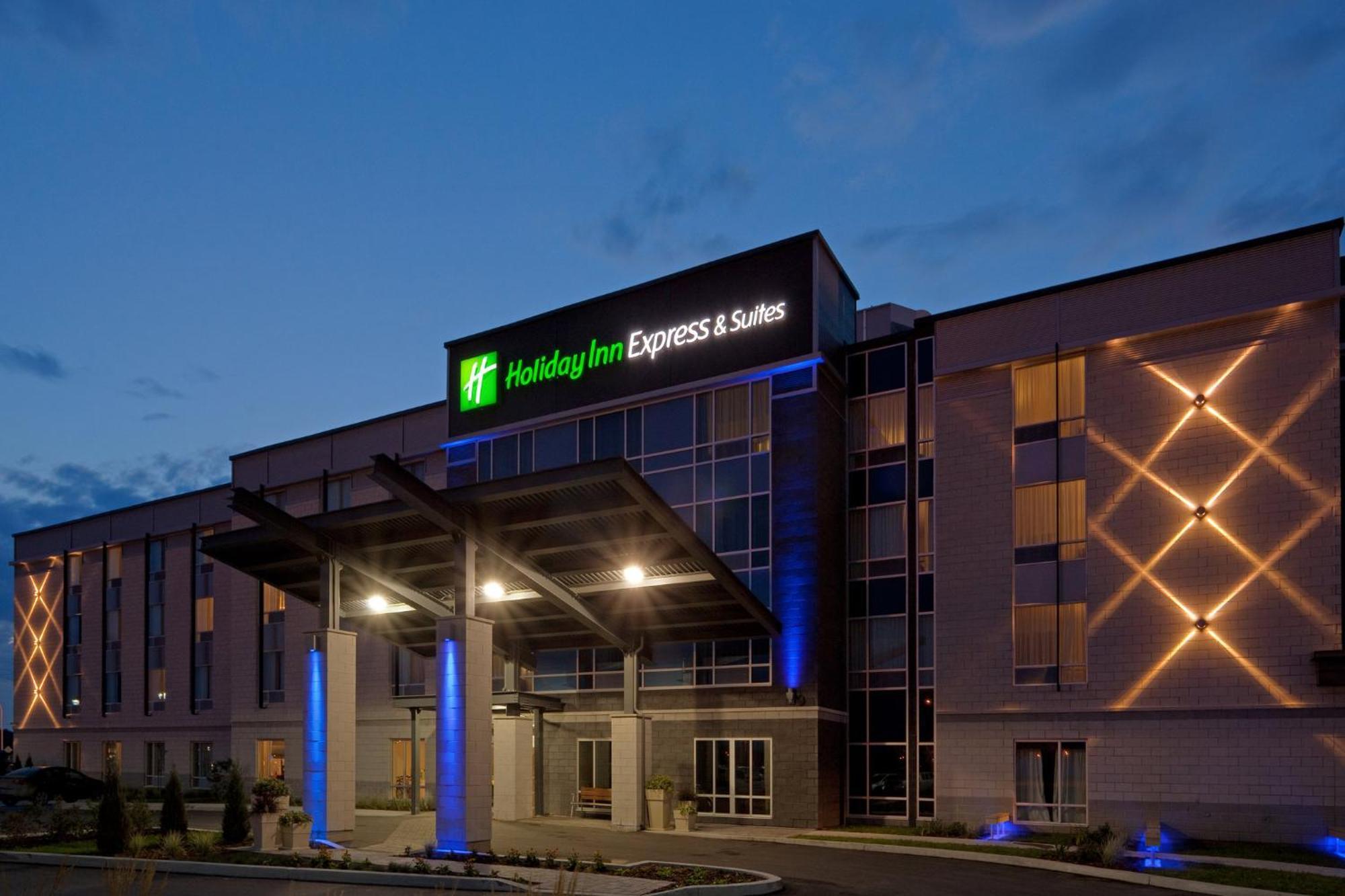 Holiday Inn Express Hotel & Suites Saint - Hyacinthe By Ihg Exterior photo